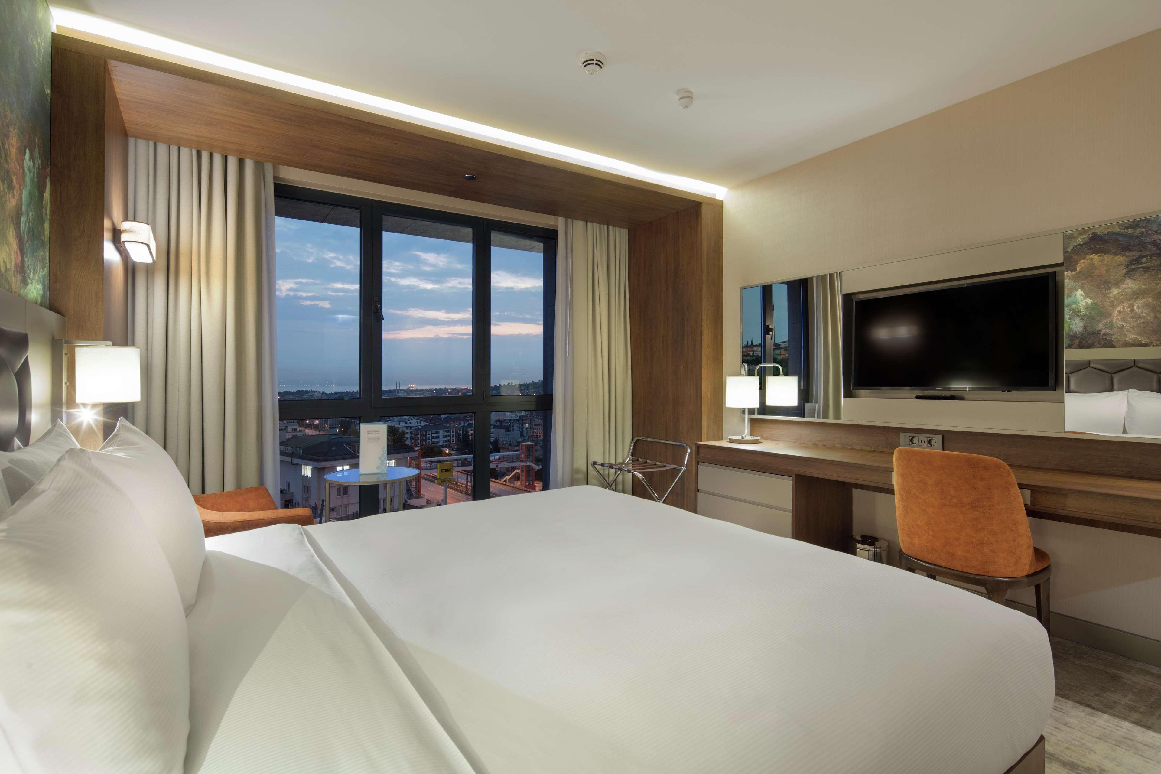 Hilton Garden Inn Yalova Yalova  Bagian luar foto