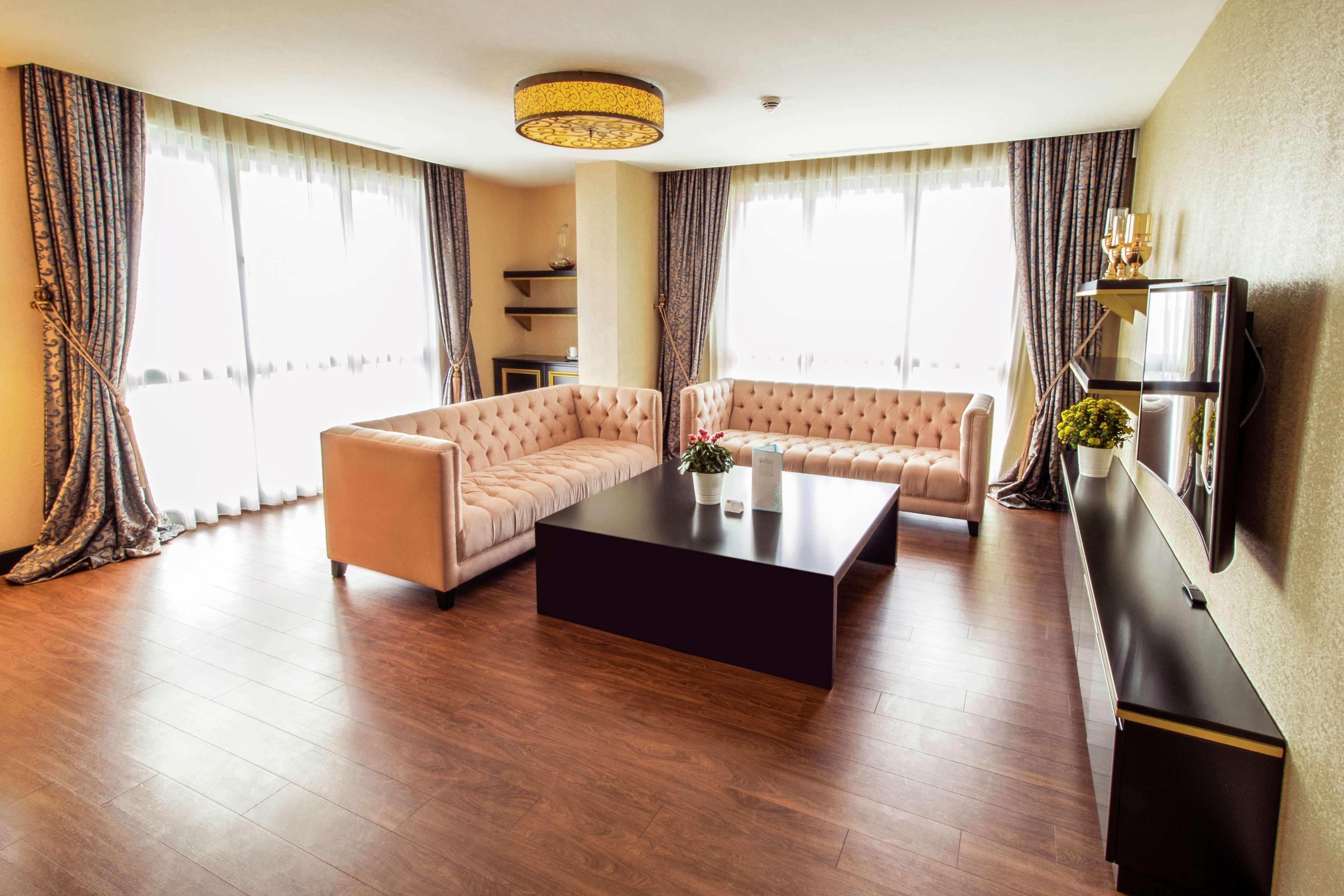 Hilton Garden Inn Yalova Yalova  Bagian luar foto