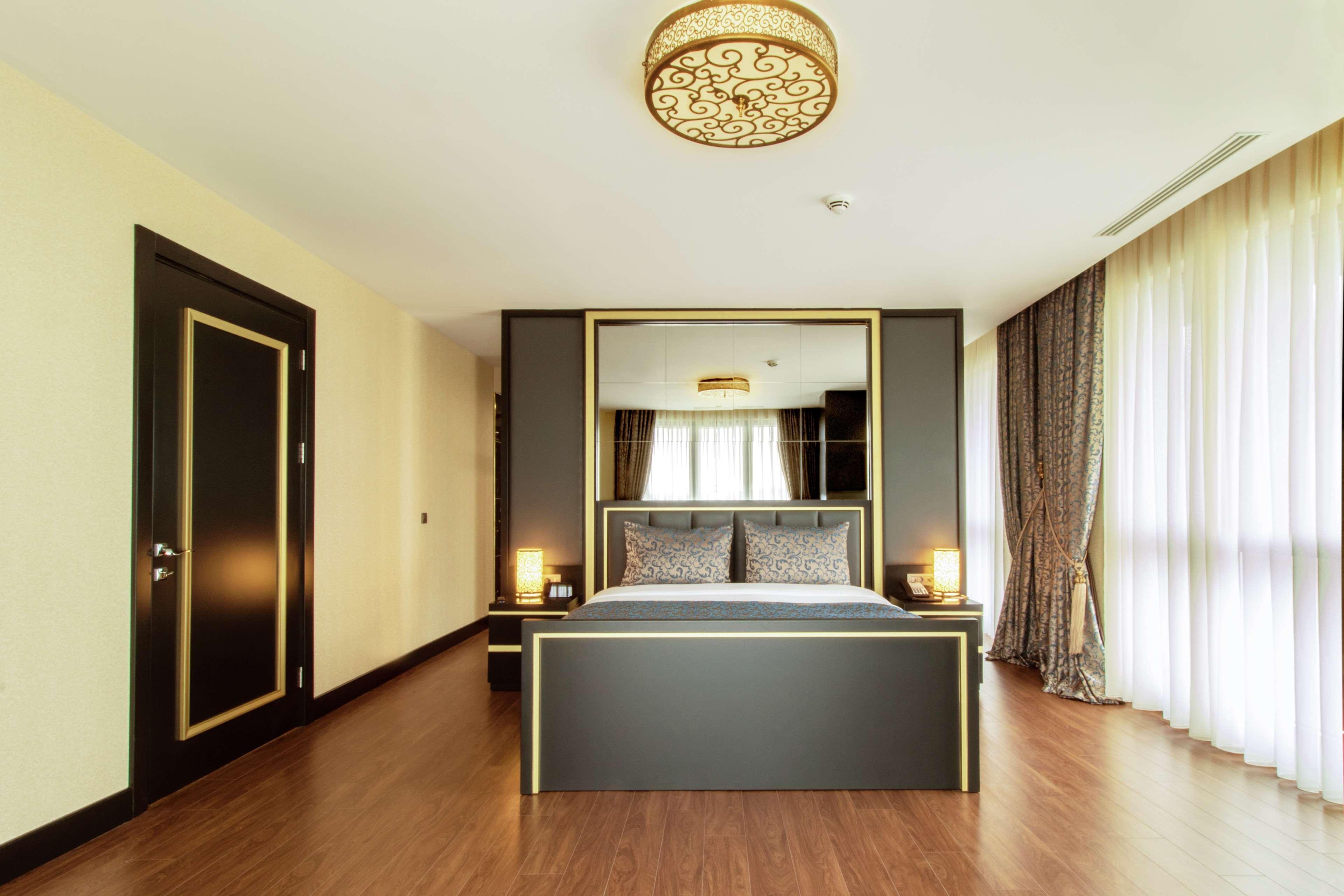 Hilton Garden Inn Yalova Yalova  Bagian luar foto