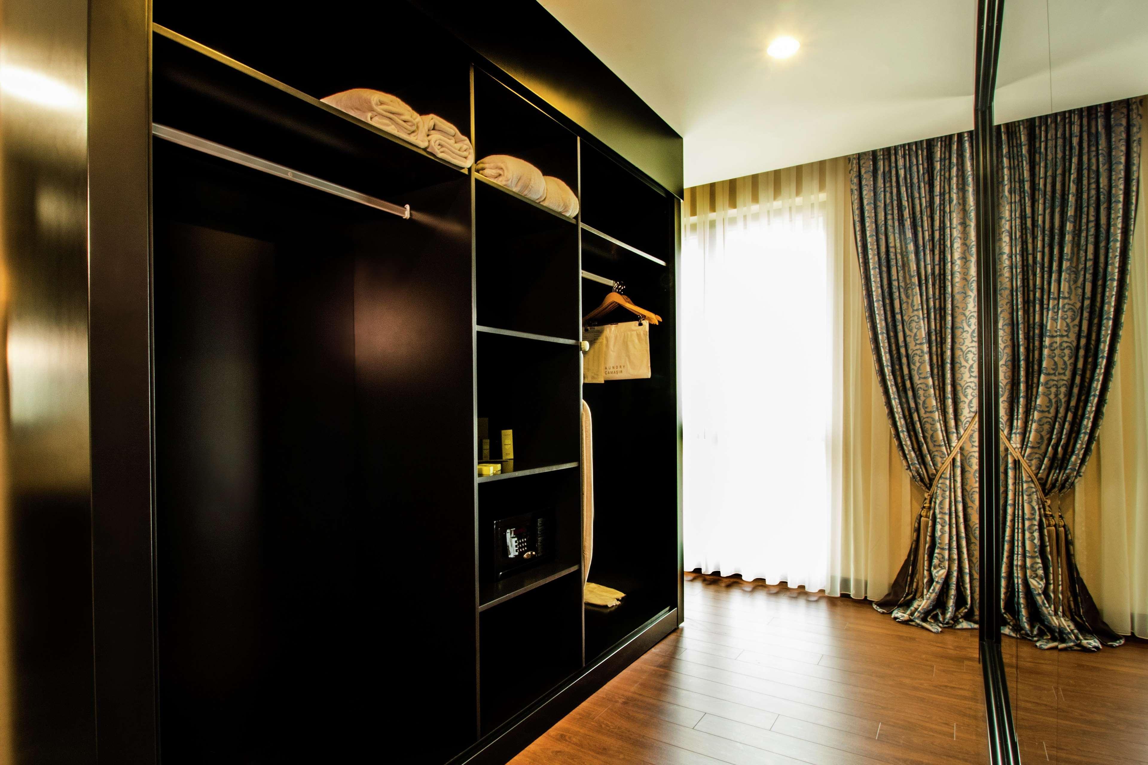 Hilton Garden Inn Yalova Yalova  Bagian luar foto