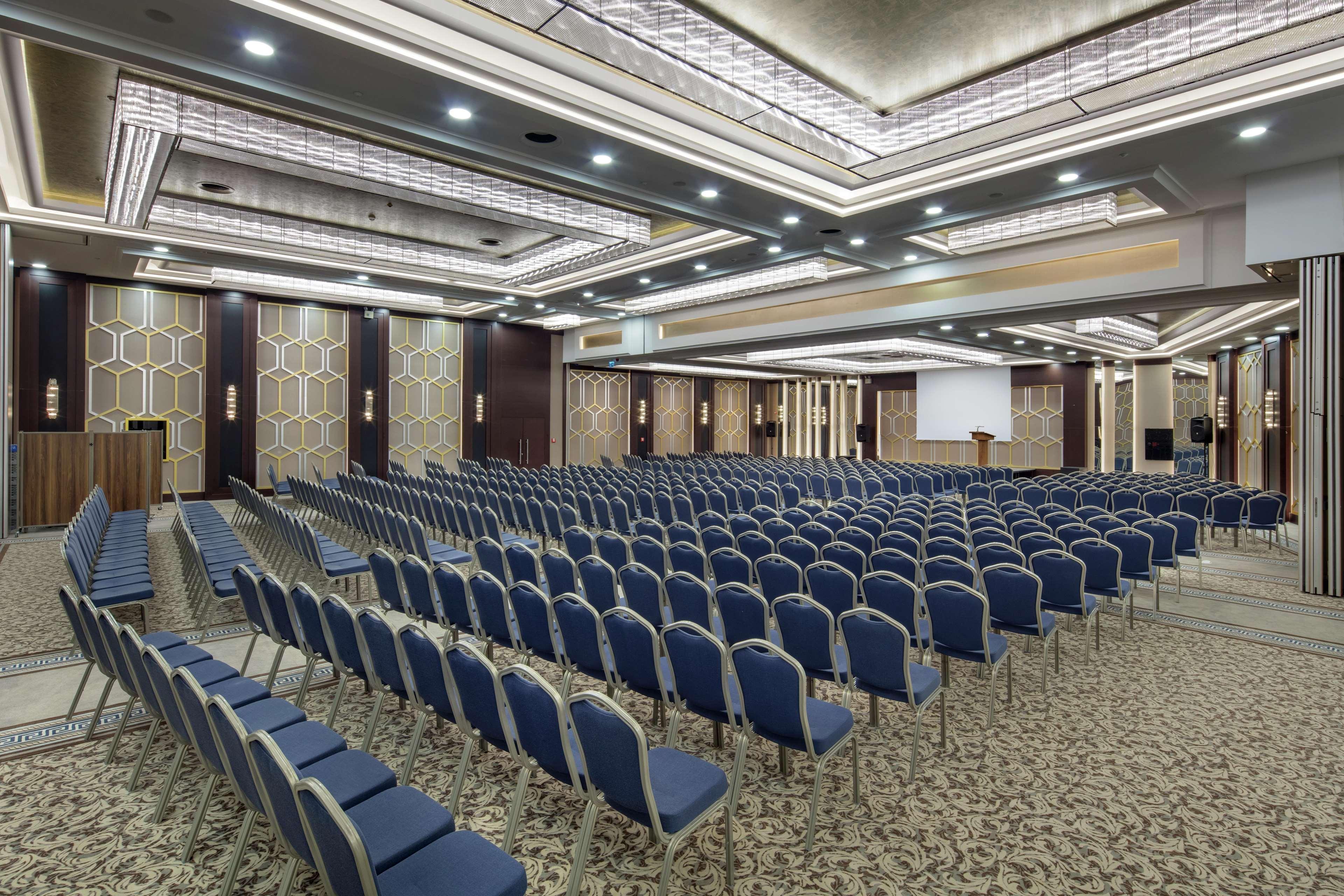 Hilton Garden Inn Yalova Yalova  Bagian luar foto