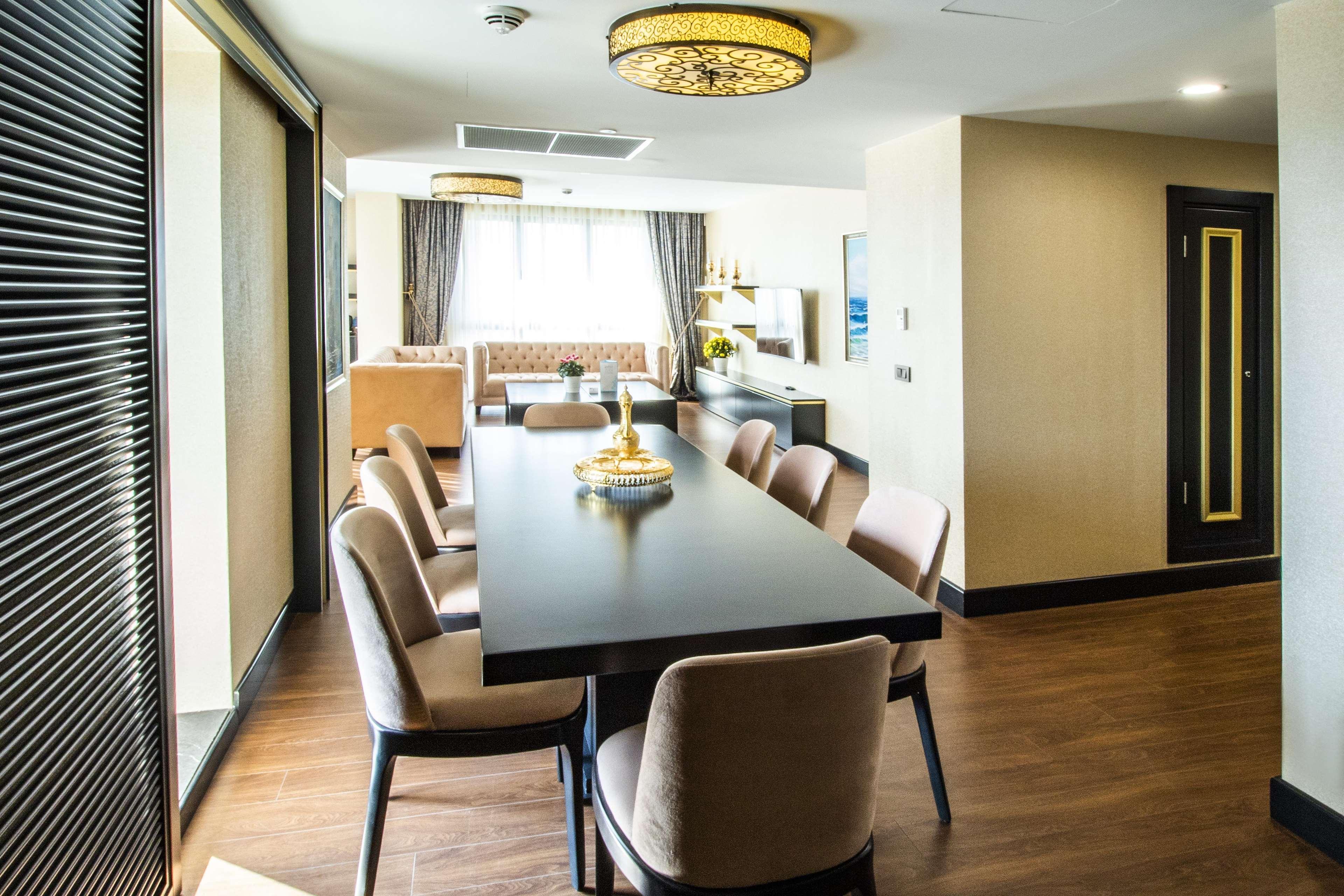 Hilton Garden Inn Yalova Yalova  Bagian luar foto
