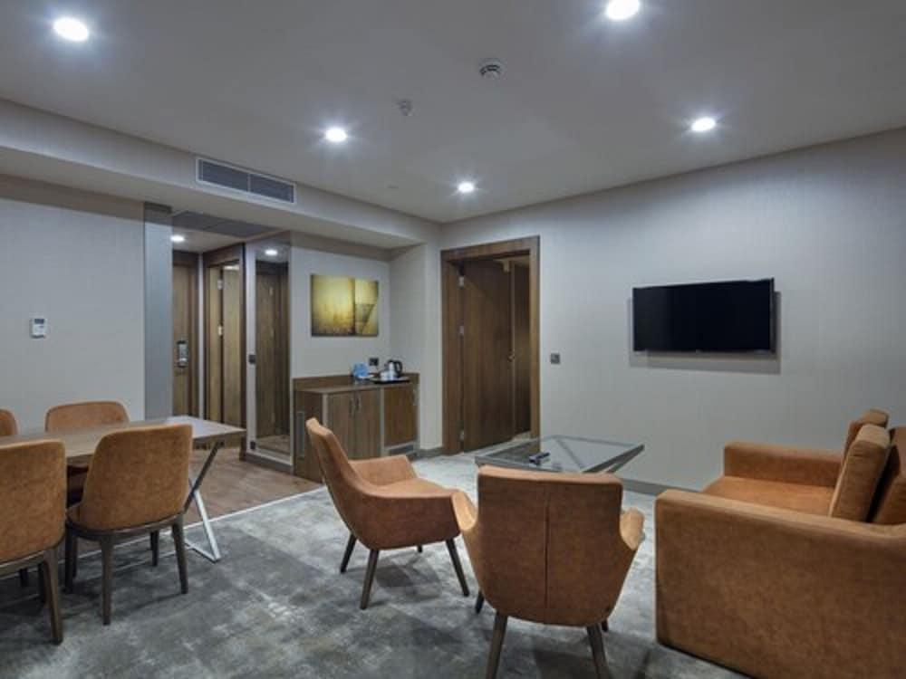Hilton Garden Inn Yalova Yalova  Bagian luar foto