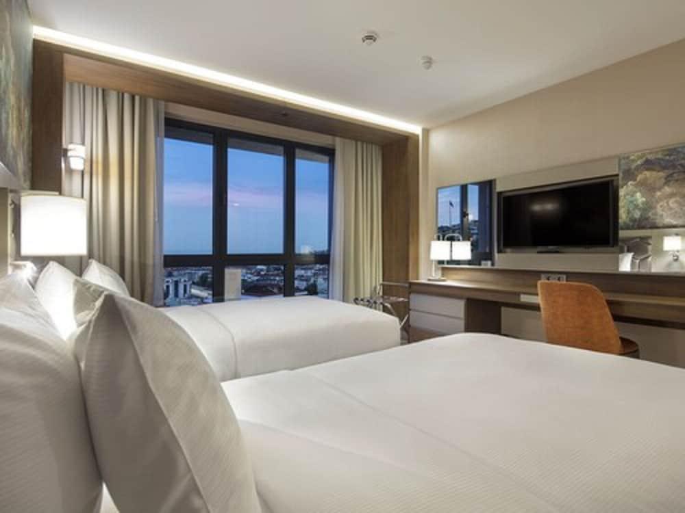 Hilton Garden Inn Yalova Yalova  Bagian luar foto