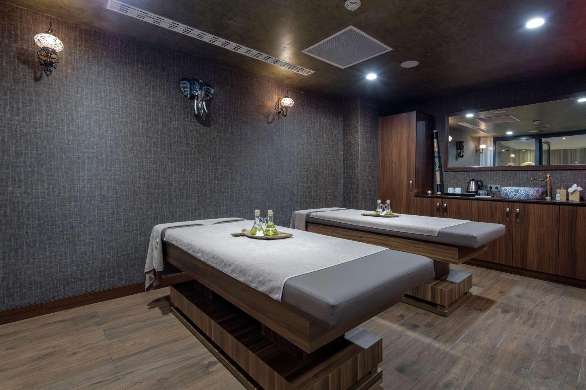 Hilton Garden Inn Yalova Yalova  Bagian luar foto